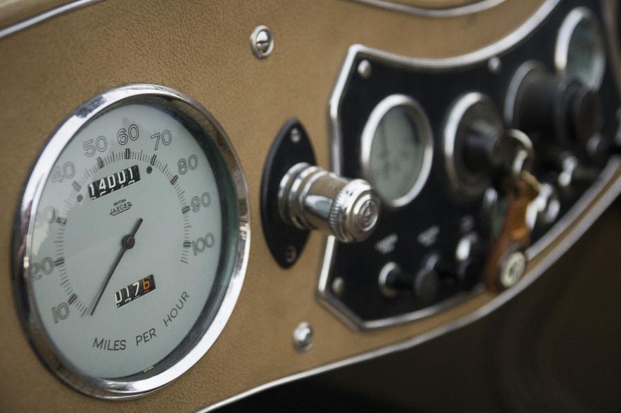  MG TC Roadster 1948 года  (фото 7 из 22)